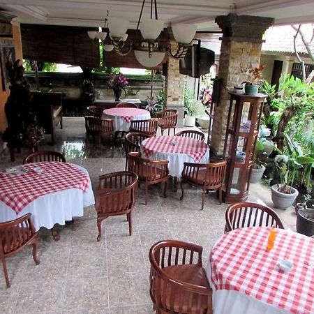 Griya Ayu Inn Sanur Екстериор снимка