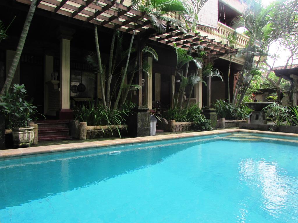 Griya Ayu Inn Sanur Екстериор снимка